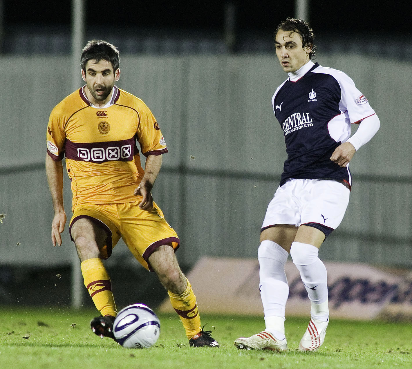 Falkirk v Motherwell
