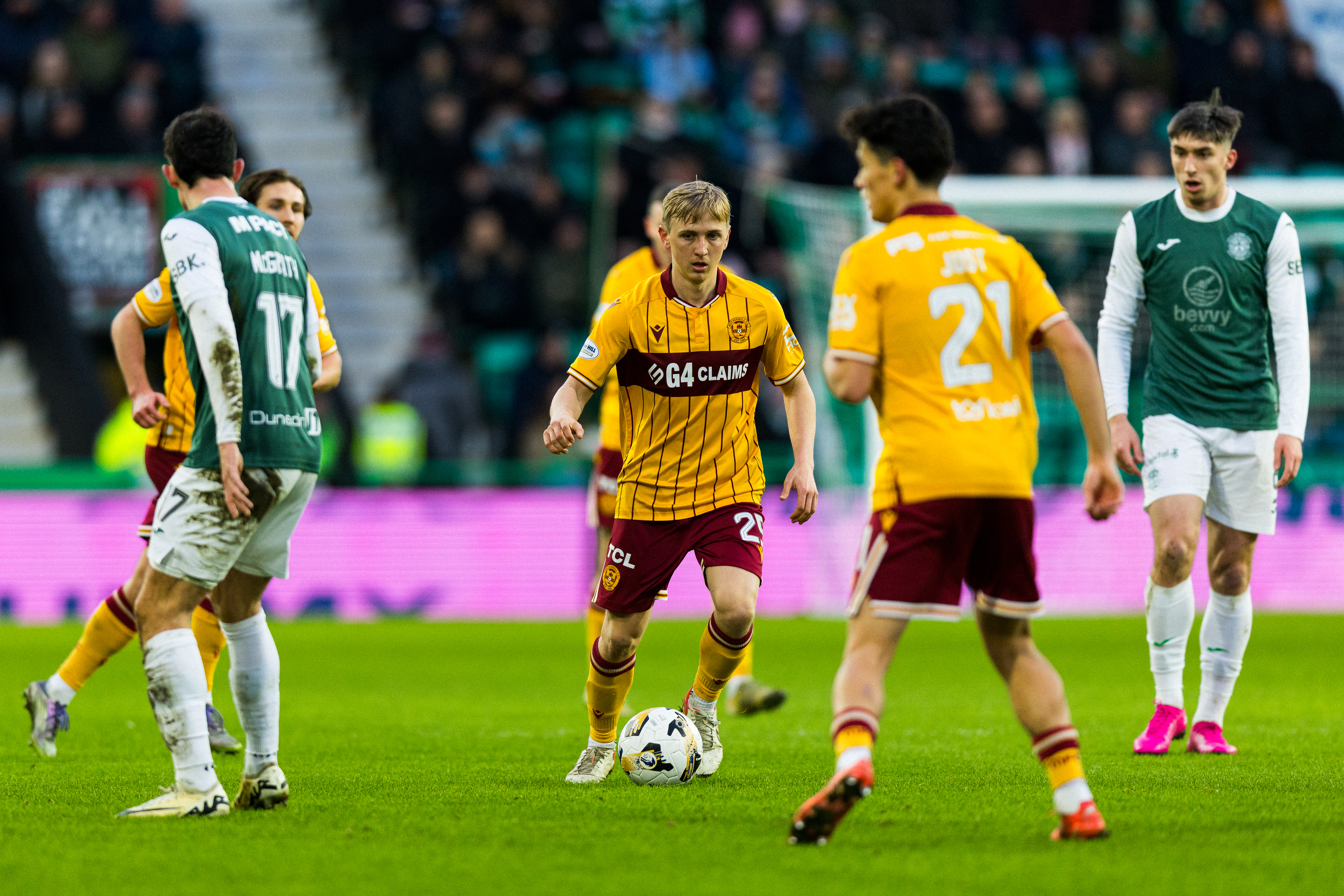 Hibernian v Motherwell